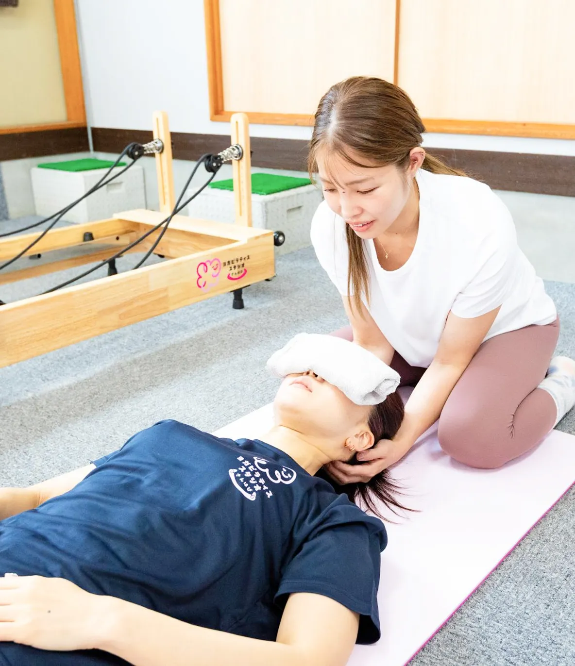 お客さまと丁寧に向き合うスタッフ